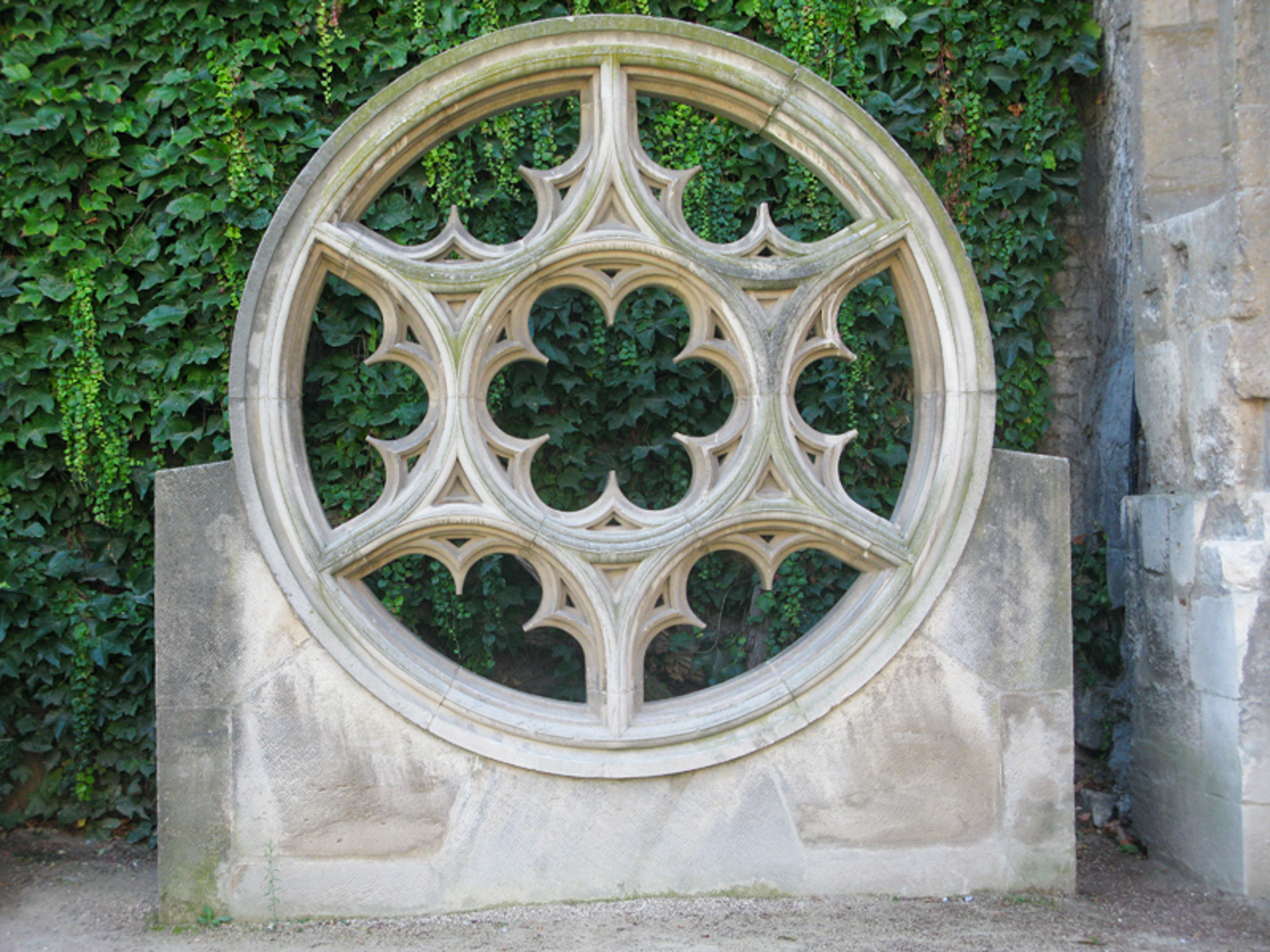 904b7e3add868d133641f61805e0aff1-6%20Gothic%20Hexagon1%20mb.jpg